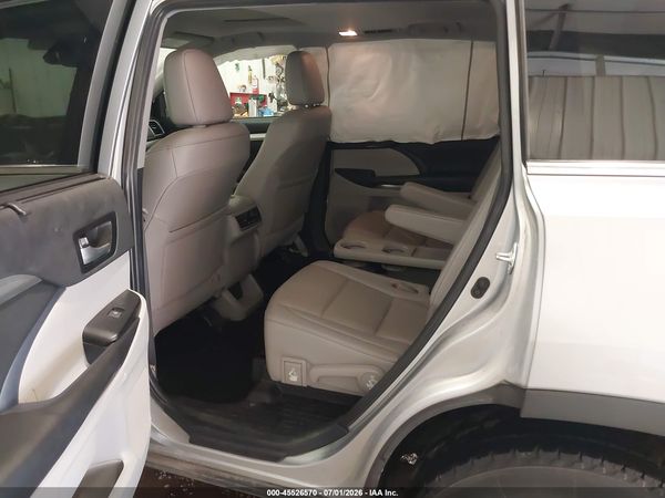 2019 TOYOTA HIGHLANDER XLE