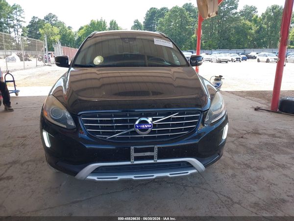 2017 VOLVO XC60 T5 DYNAMIC