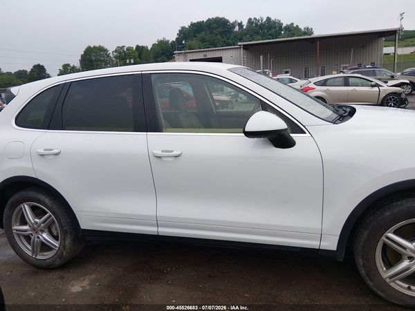 2013 PORSCHE CAYENNE S