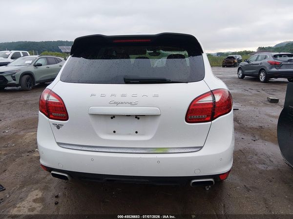 2013 PORSCHE CAYENNE S