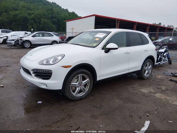 2013 PORSCHE CAYENNE S
