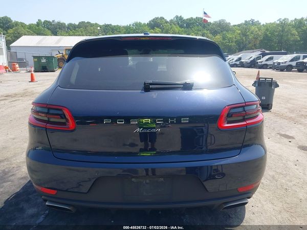 2017 PORSCHE MACAN