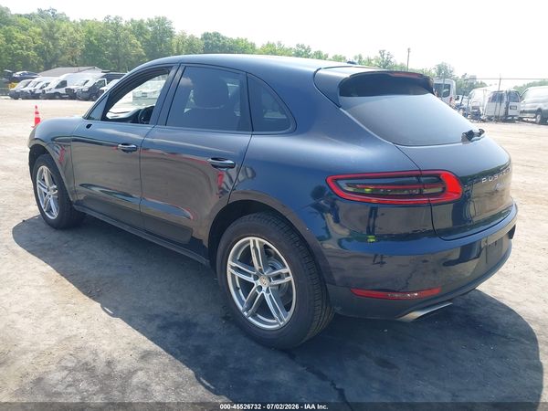 2017 PORSCHE MACAN