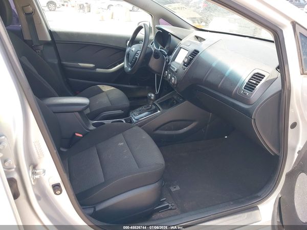 2017 KIA FORTE LX