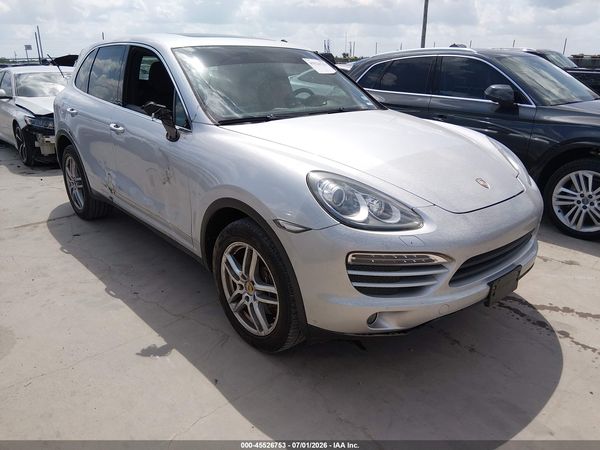 2011 PORSCHE CAYENNE