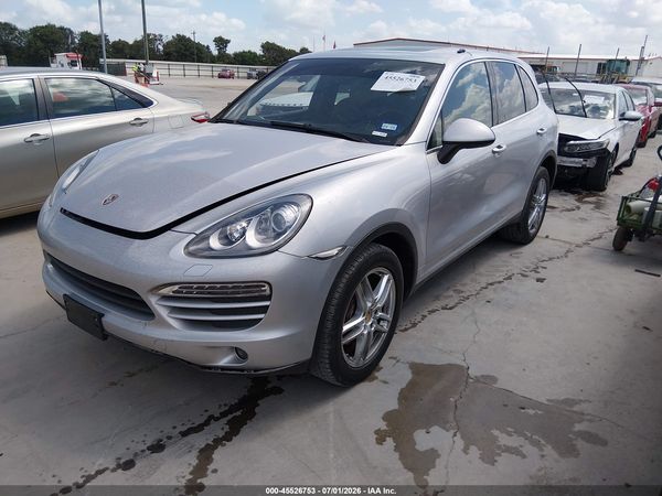 2011 PORSCHE CAYENNE