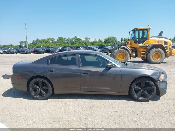 2013 DODGE CHARGER SE
