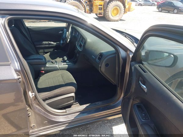 2013 DODGE CHARGER SE