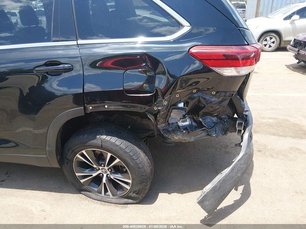 2019 TOYOTA HIGHLANDER LE PLUS