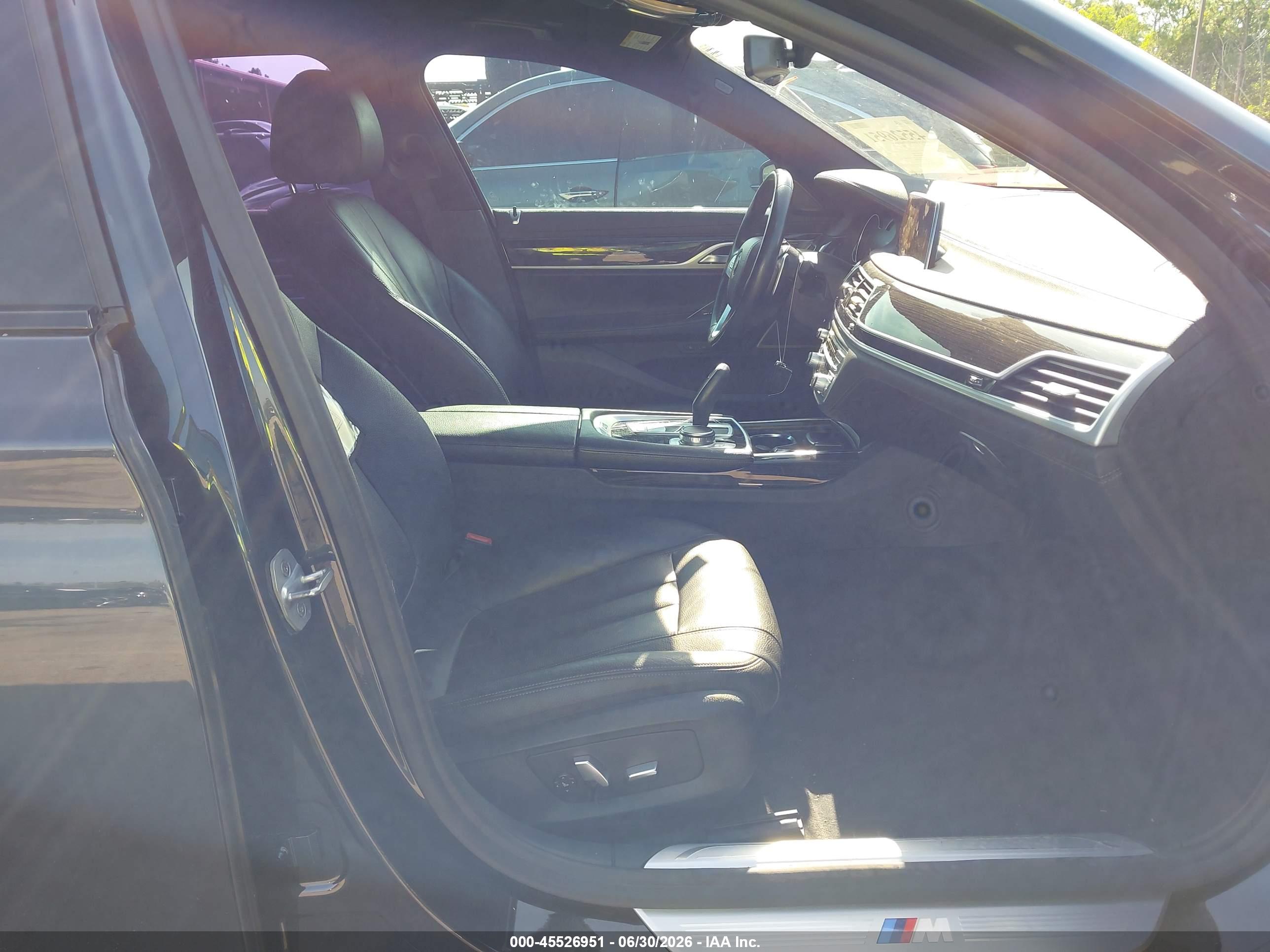 2019 BMW 740I