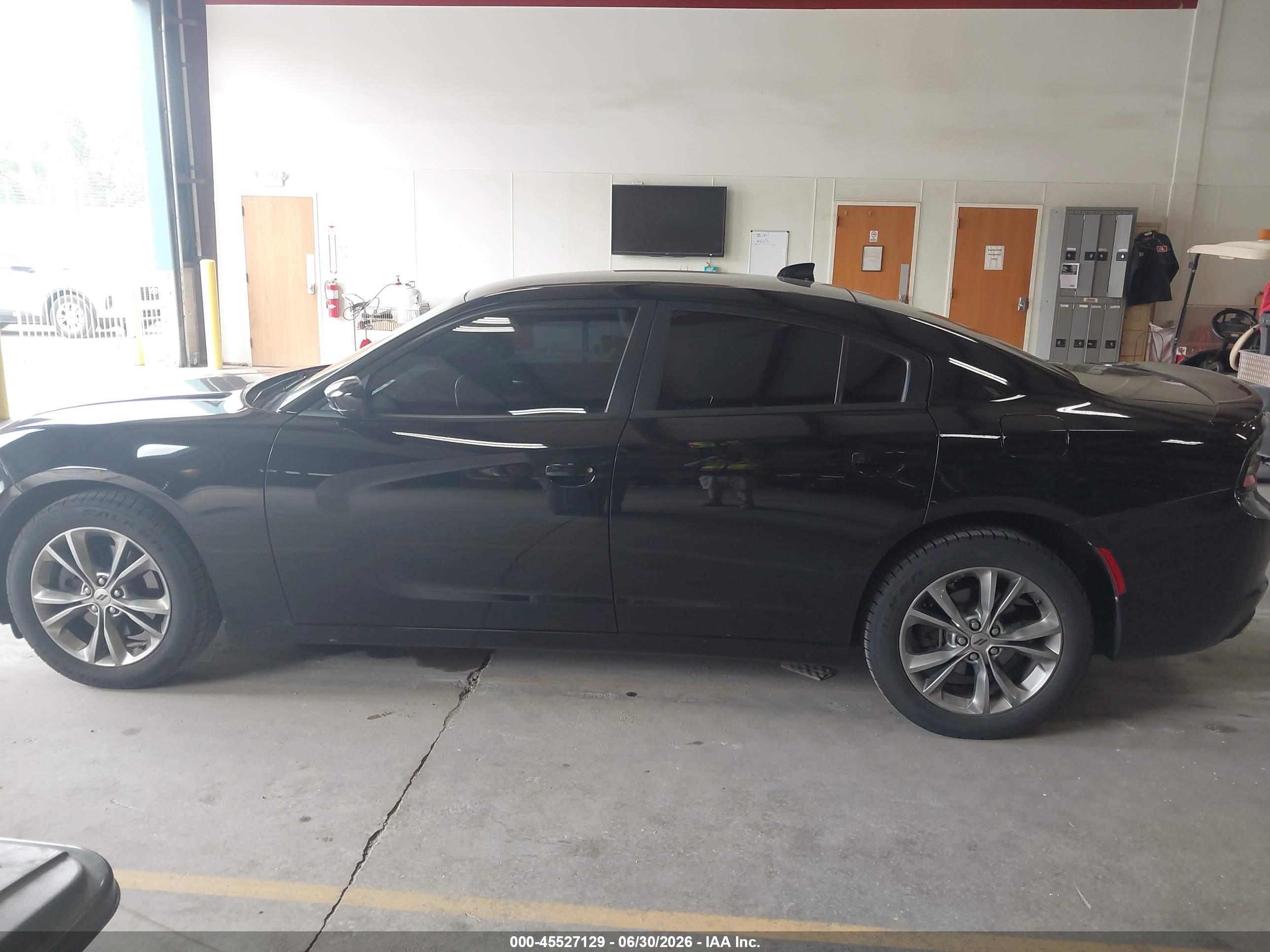 2020 DODGE CHARGER SXT AWD