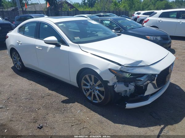 2022 MAZDA MAZDA3 PREMIUM
