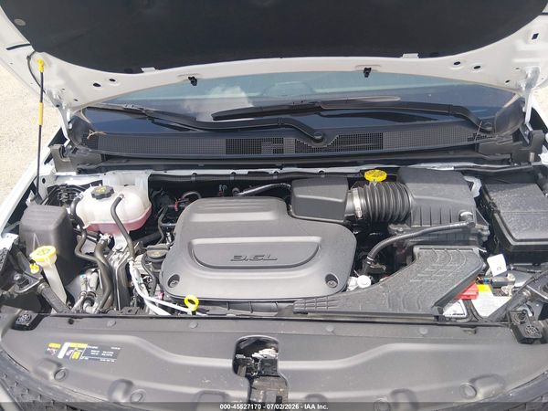 2026 CHRYSLER VOYAGER LX