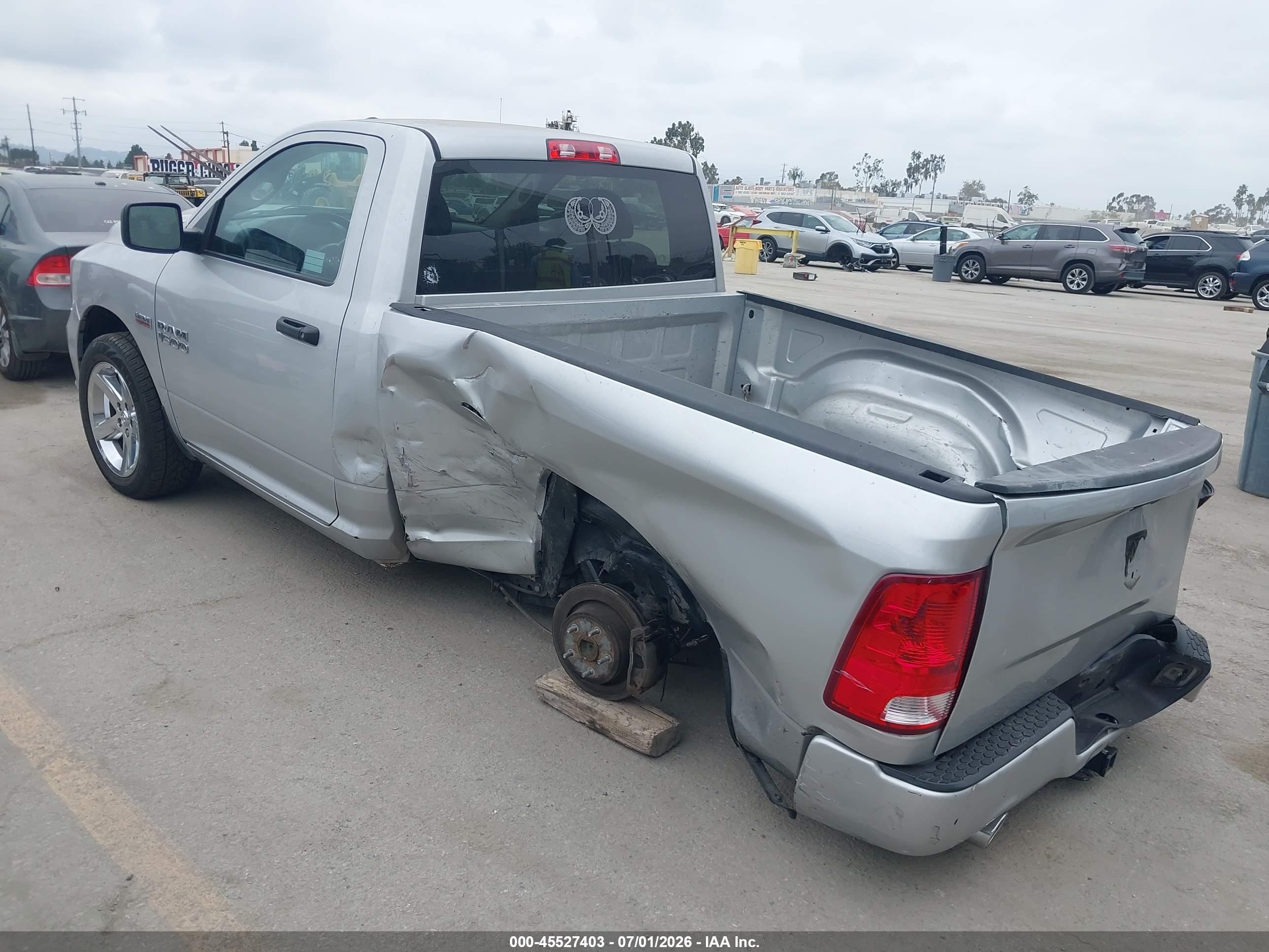 2016 RAM 1500 ST