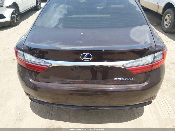 2016 LEXUS ES 300H