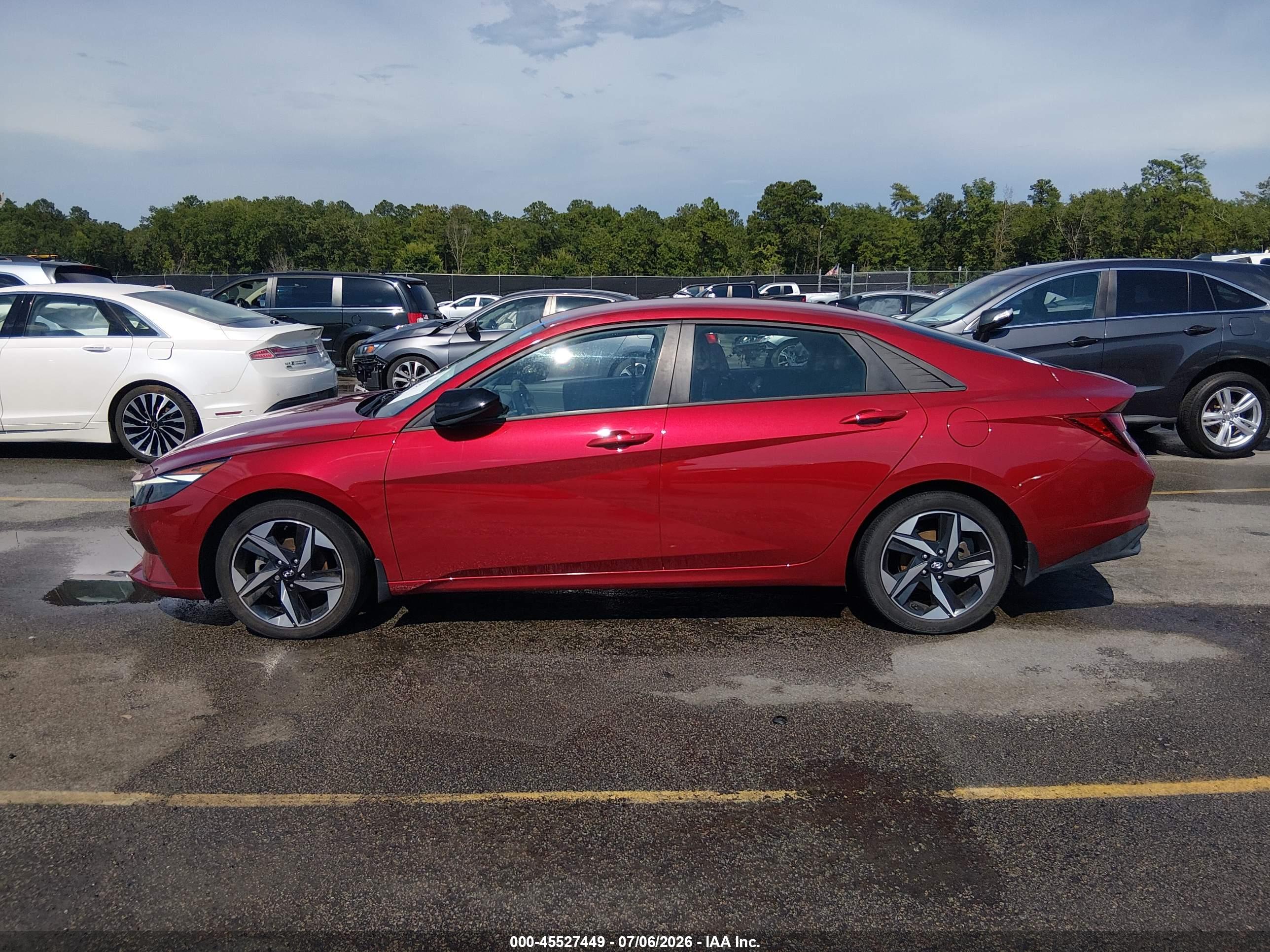 2023 HYUNDAI ELANTRA SEL