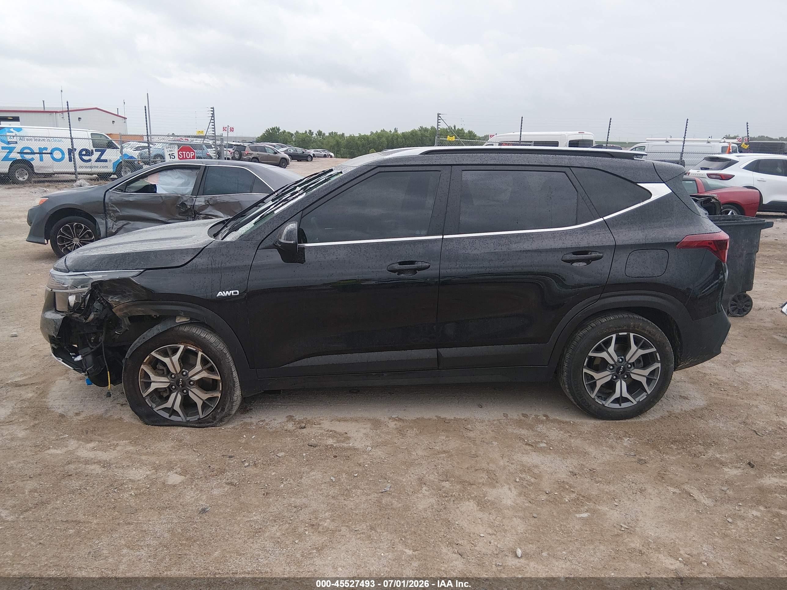 2022 KIA SELTOS EX