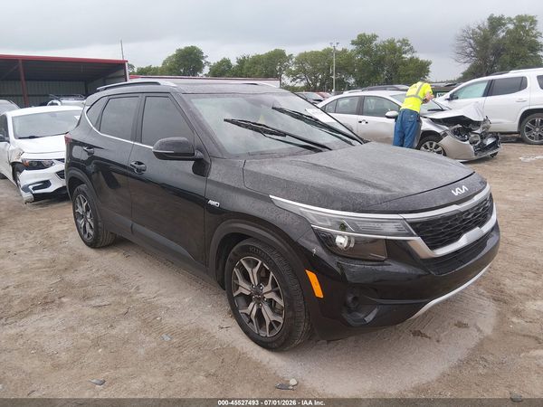 2022 KIA SELTOS EX