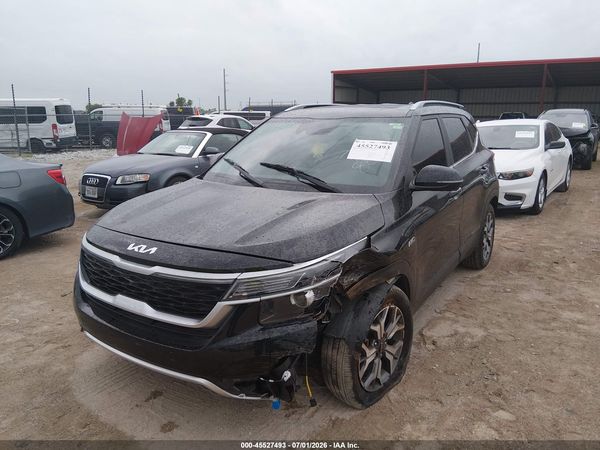 2022 KIA SELTOS EX