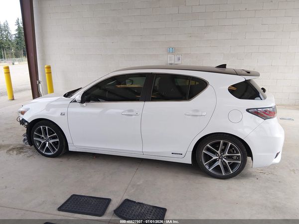 2016 LEXUS CT 200H
