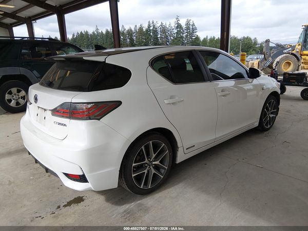 2016 LEXUS CT 200H