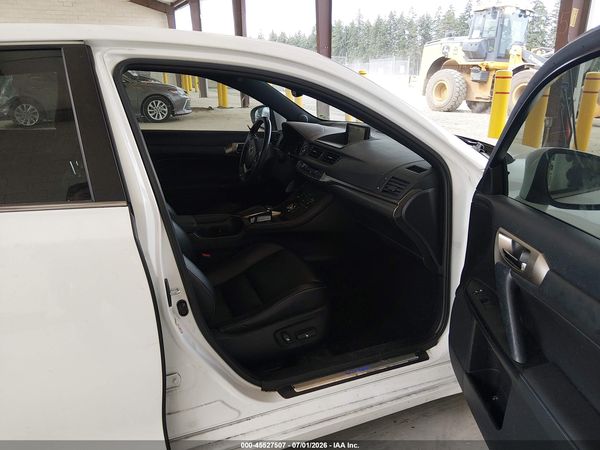 2016 LEXUS CT 200H