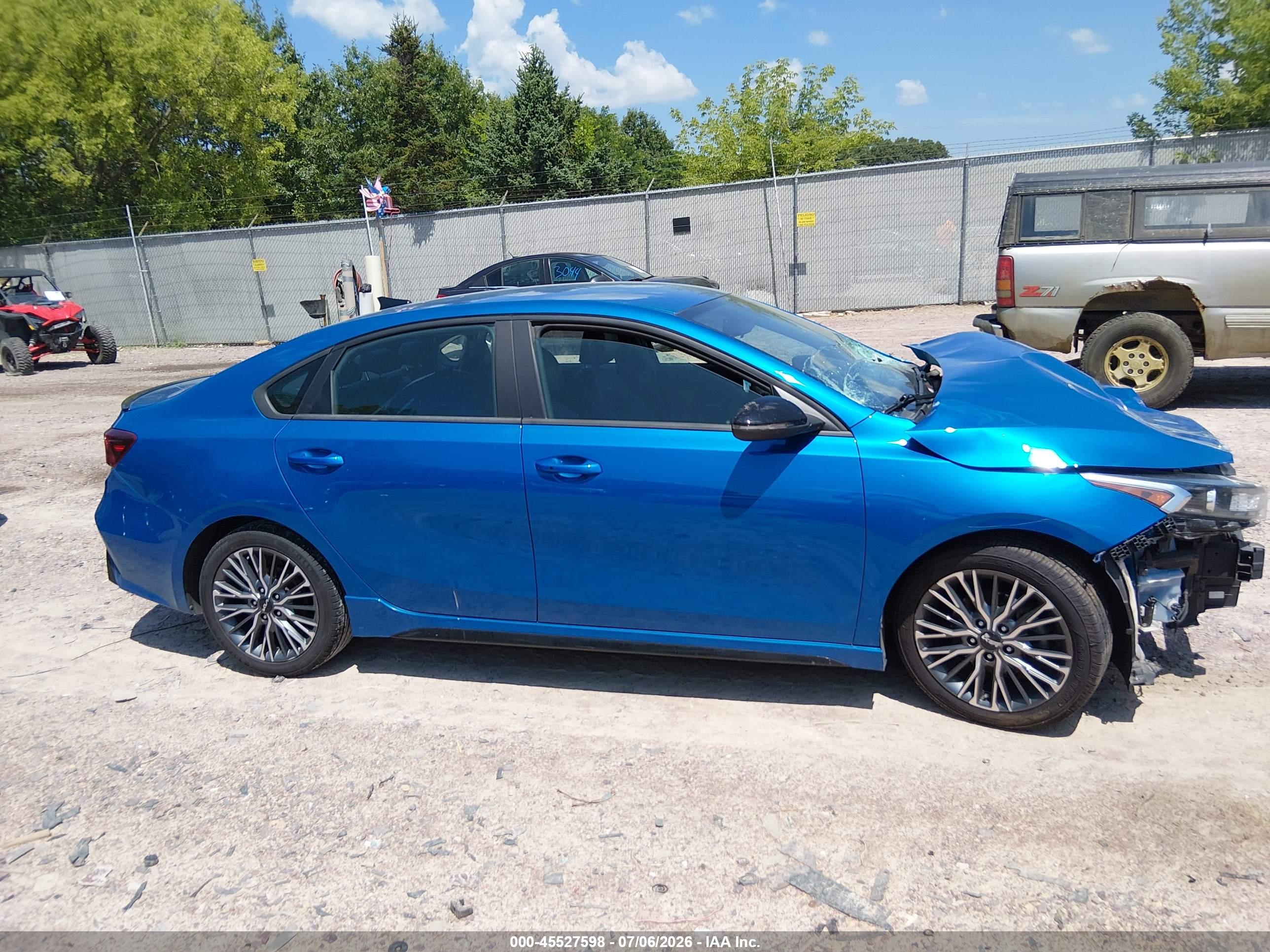 2022 KIA FORTE GT Line
