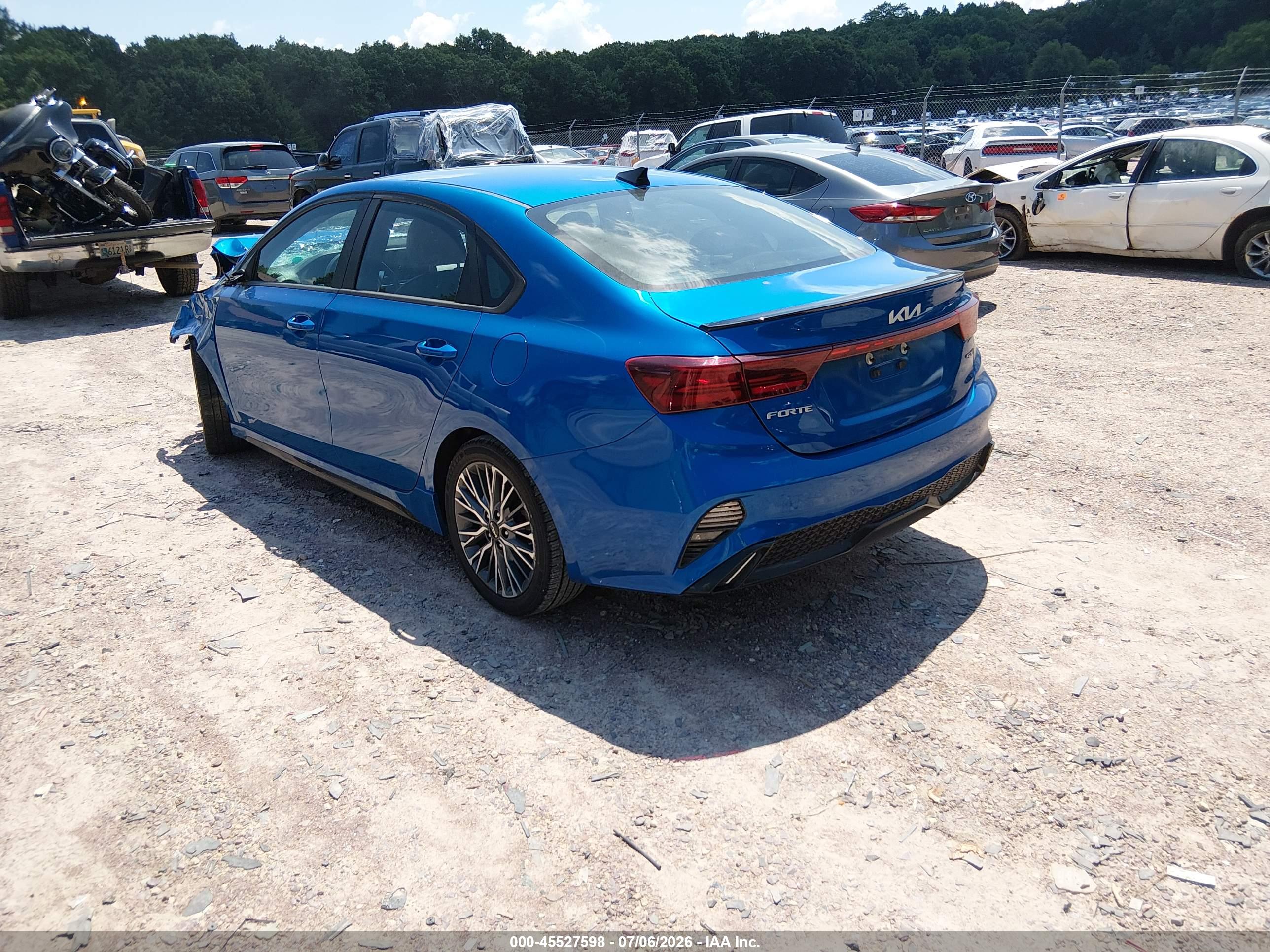 2022 KIA FORTE GT Line