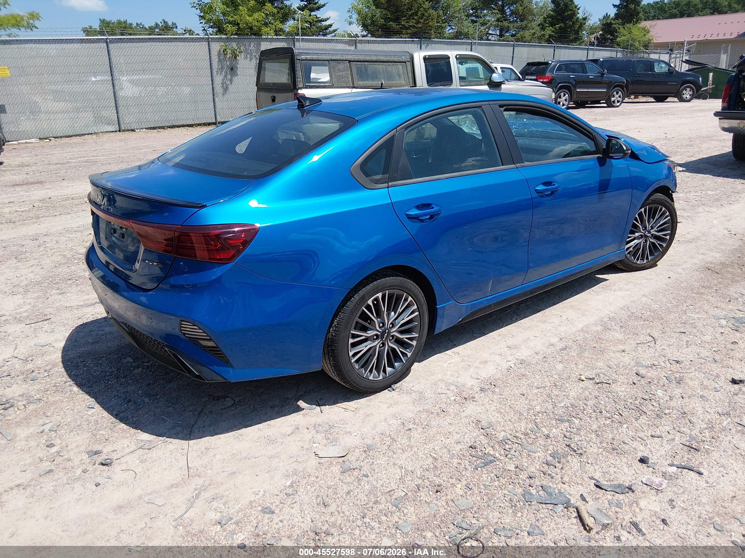 2022 KIA FORTE GT Line