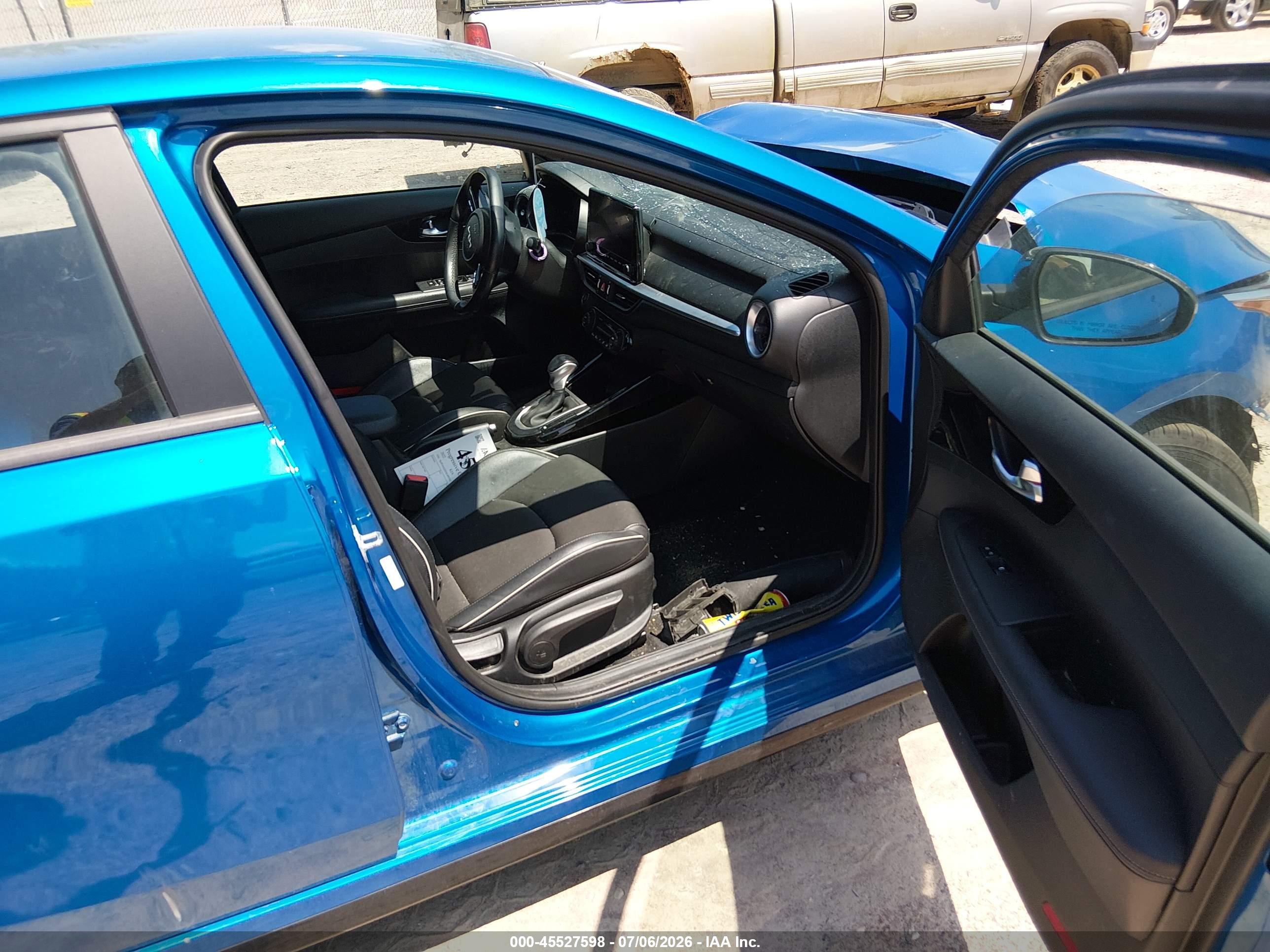 2022 KIA FORTE GT Line