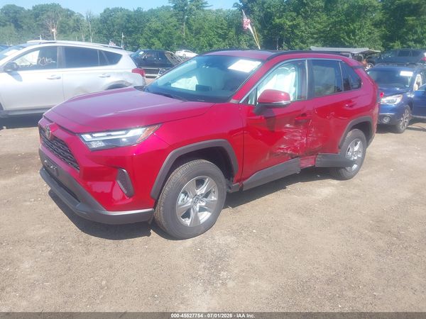 2025 TOYOTA RAV4 XLE
