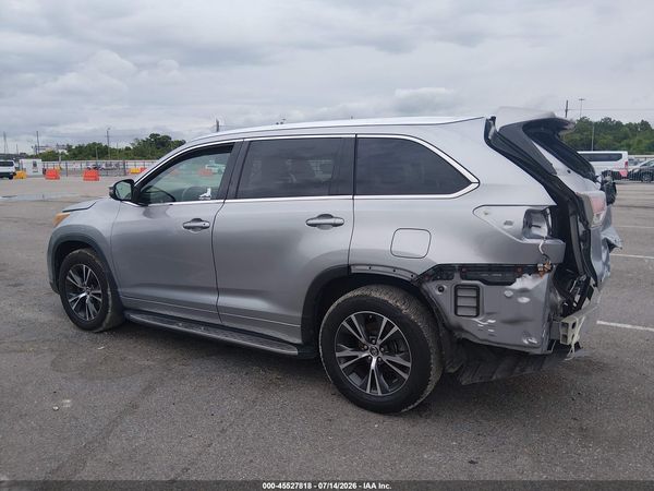 2016 TOYOTA HIGHLANDER XLE V6