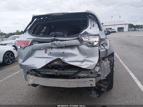 2016 TOYOTA HIGHLANDER XLE V6
