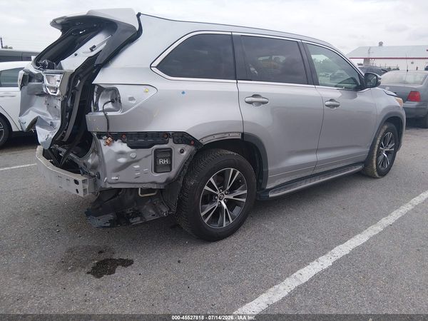 2016 TOYOTA HIGHLANDER XLE V6