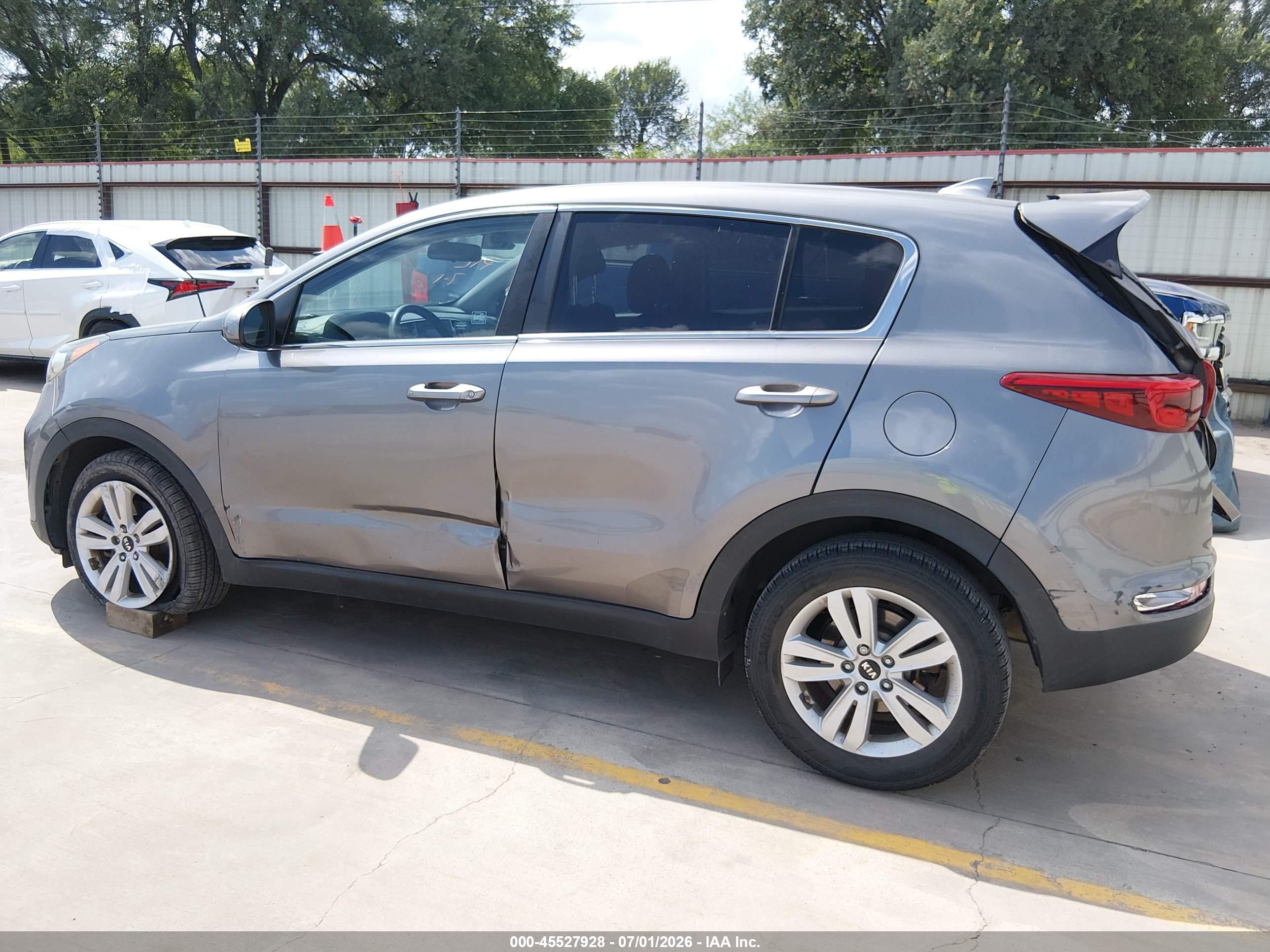 2017 KIA SPORTAGE LX