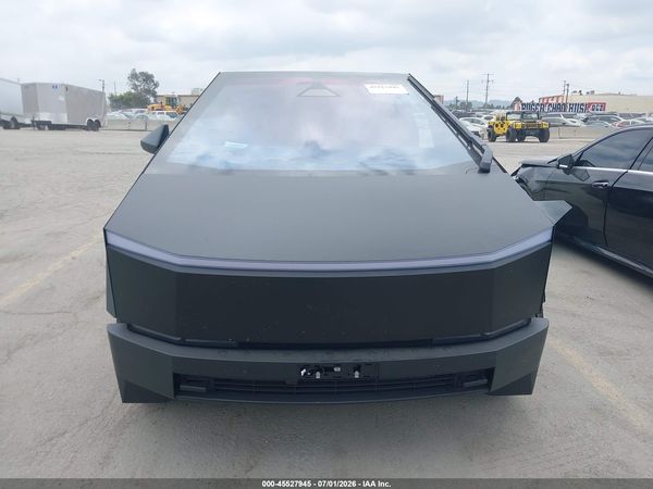 2026 TESLA CYBERTRUCK