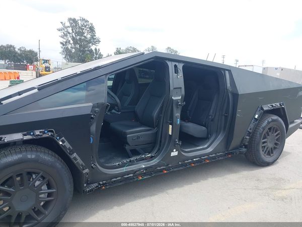 2026 TESLA CYBERTRUCK