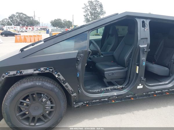 2026 TESLA CYBERTRUCK