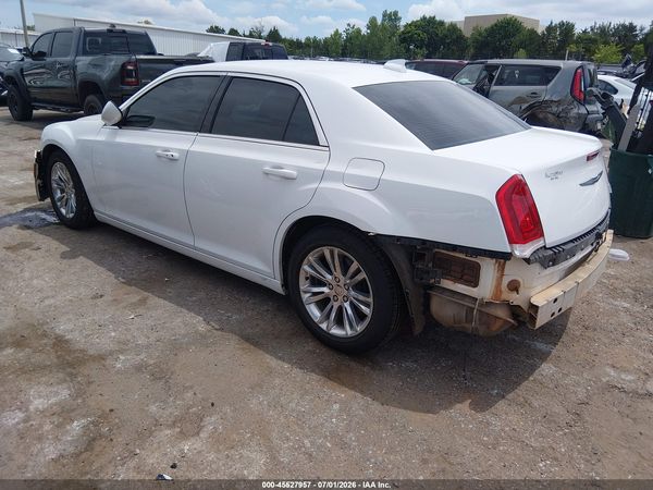 2017 CHRYSLER 300 LIMITED
