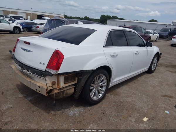 2017 CHRYSLER 300 LIMITED