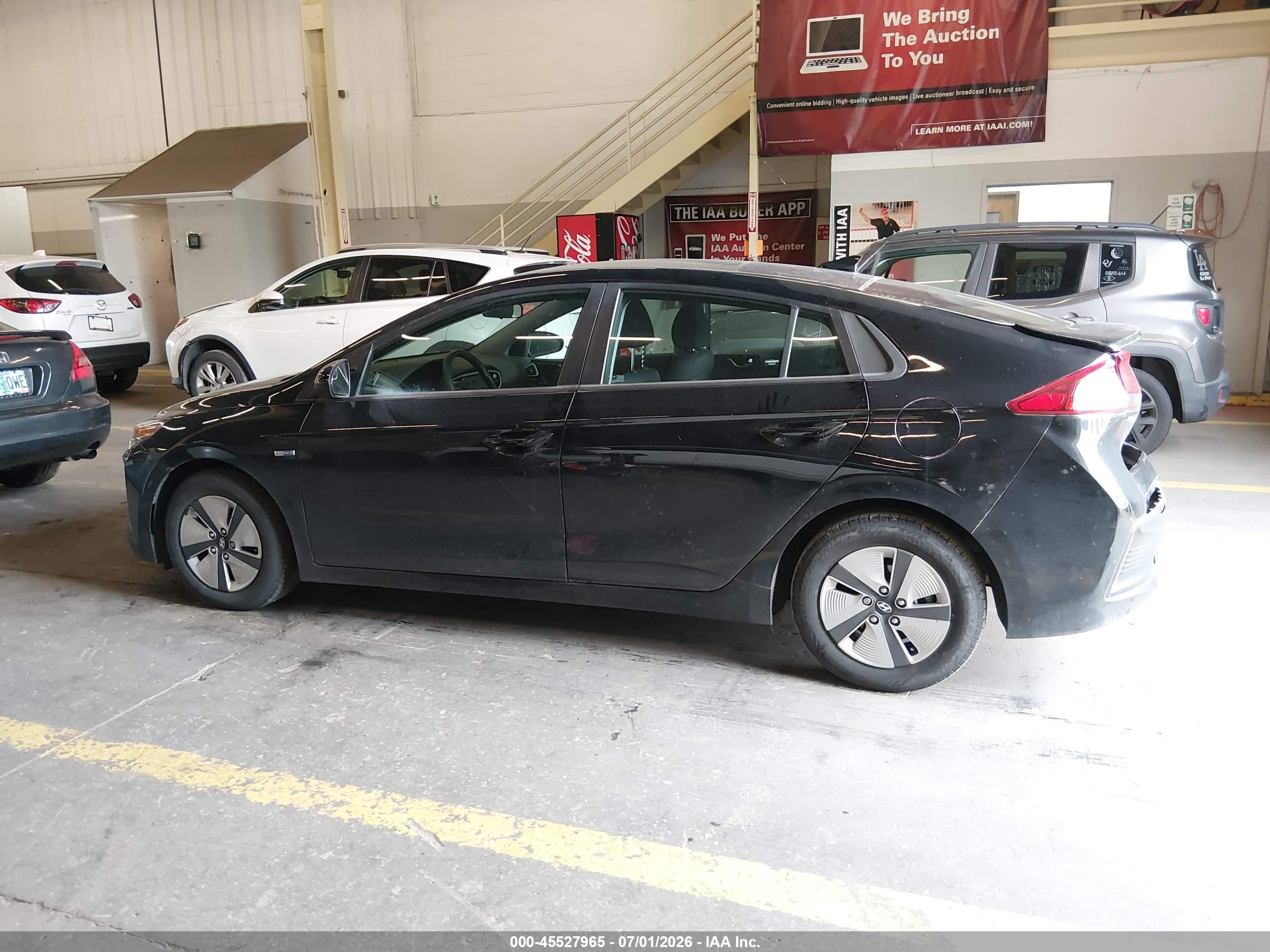 2017 HYUNDAI IONIQ HYBRID BLUE