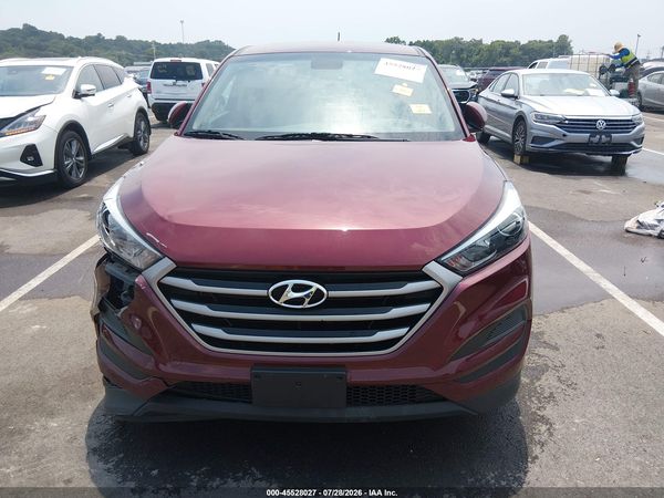 2017 HYUNDAI TUCSON SE