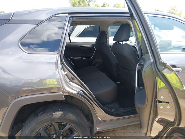 2022 TOYOTA RAV4 LE