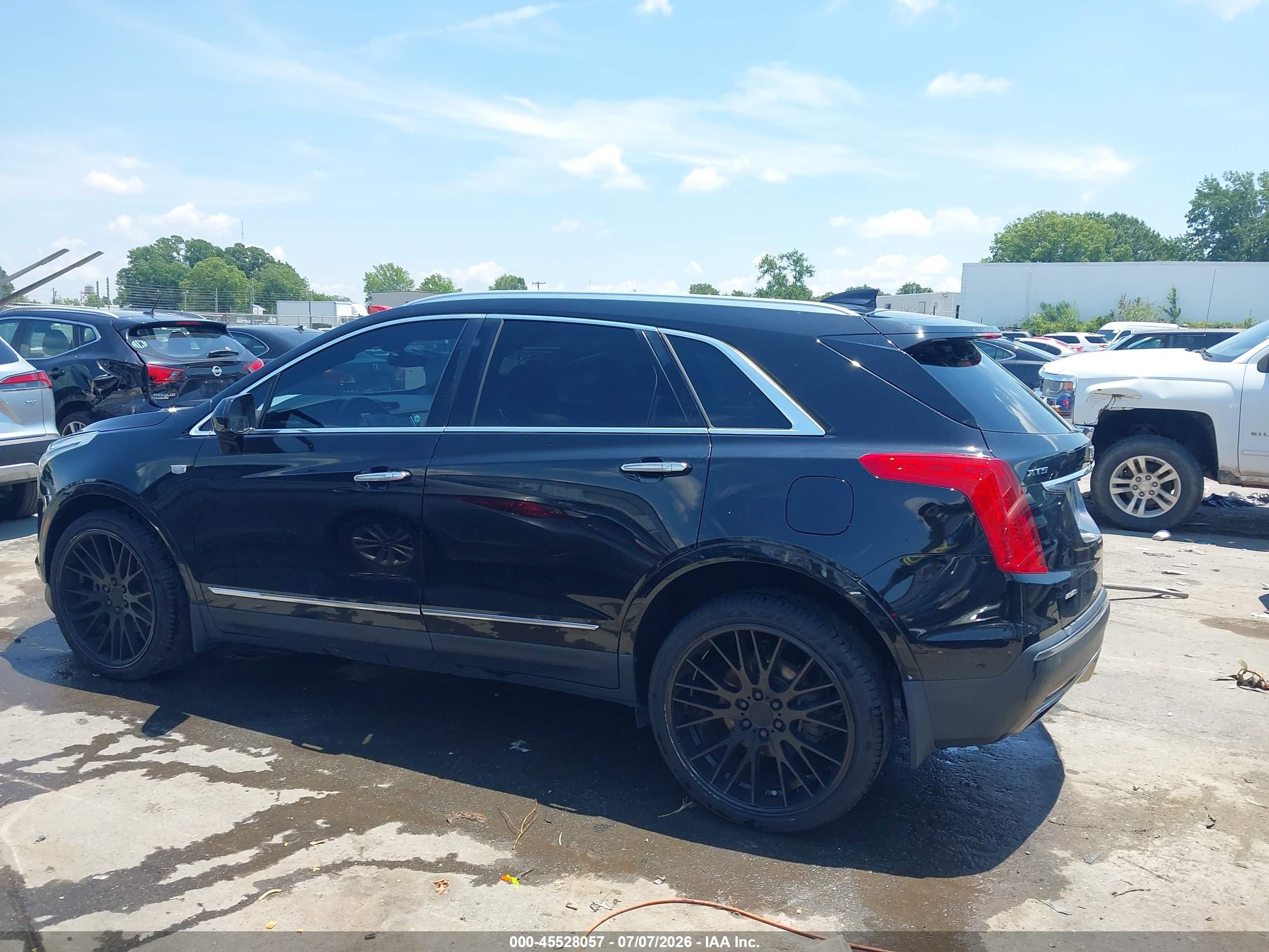 2017 CADILLAC XT5 PLATINUM