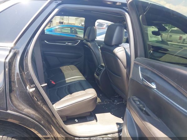 2017 CADILLAC XT5 PLATINUM