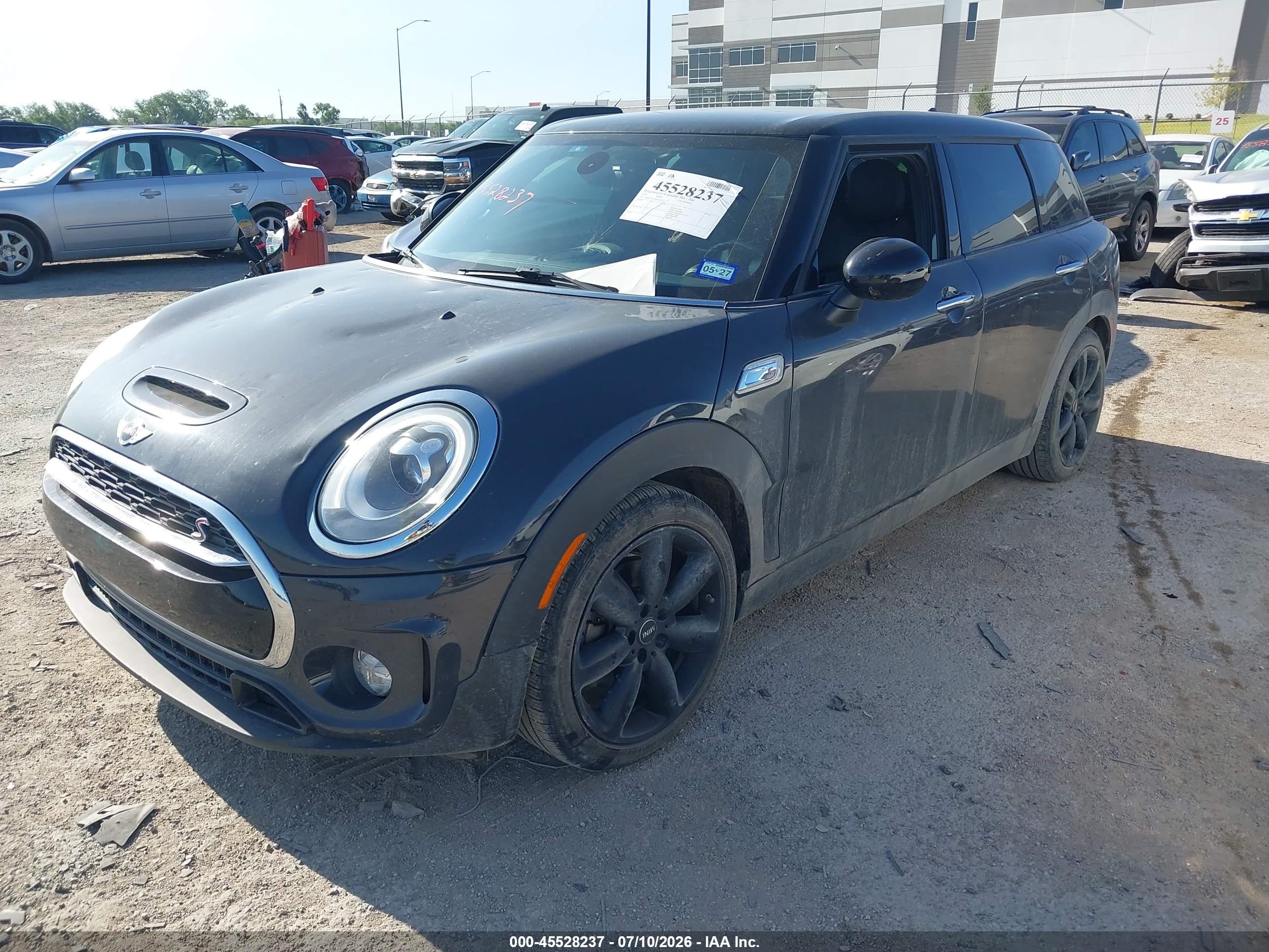 2016 MINI CLUBMAN COOPER S