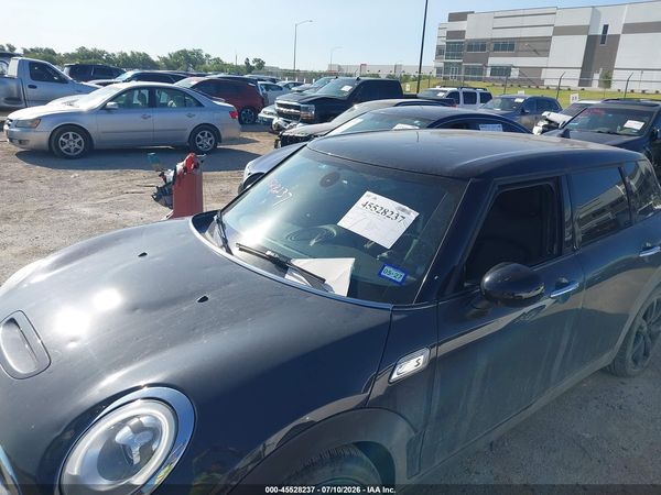 2016 MINI CLUBMAN COOPER S