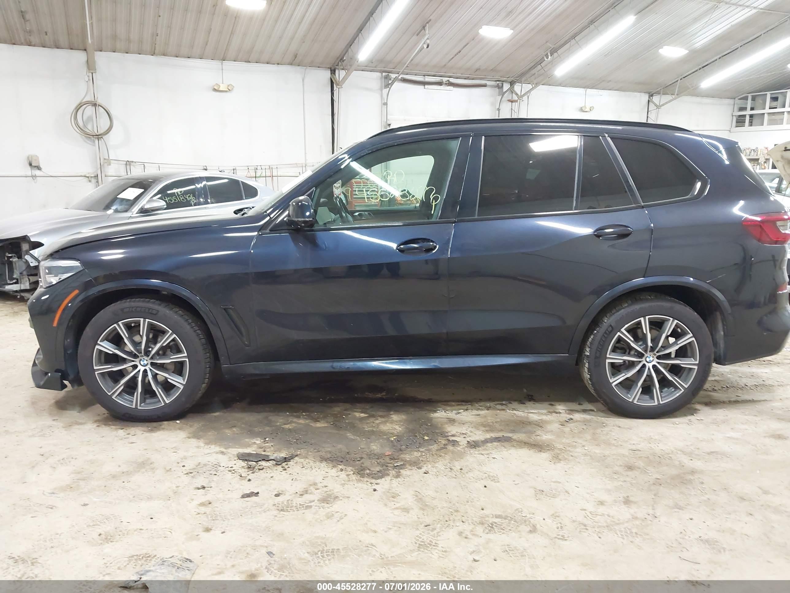 2019 BMW X5 XDRIVE40I