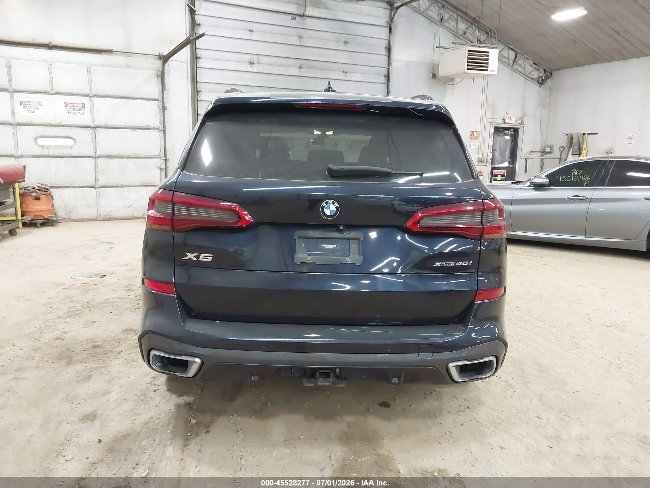 2019 BMW X5 XDRIVE40I