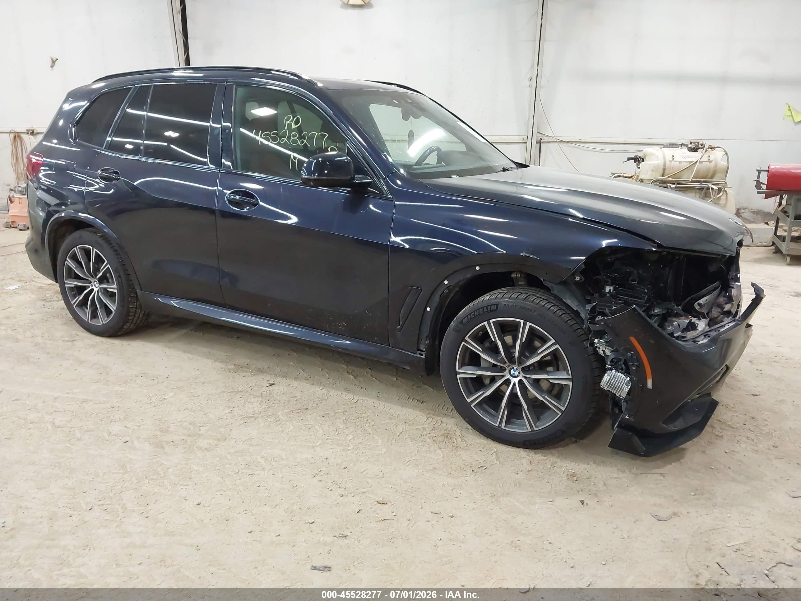 2019 BMW X5 XDRIVE40I